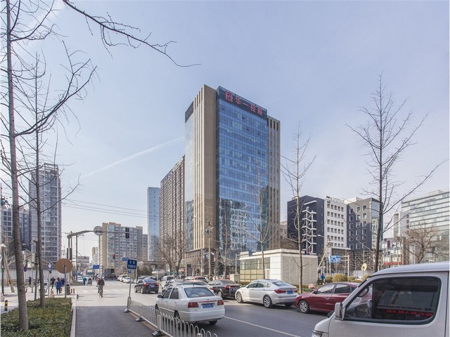 内蒙古进口牛仔裤直播供应链介绍